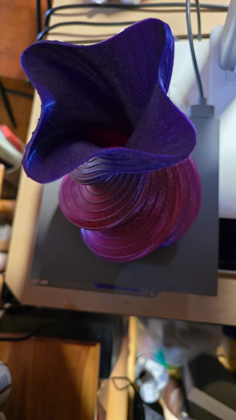 Twisted vase by enteriusz MakerWorld: Download Free 3D Models