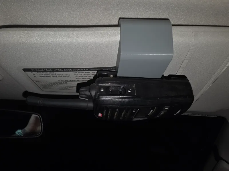 GME Handheld UHF Sun Visor Mounted Holder