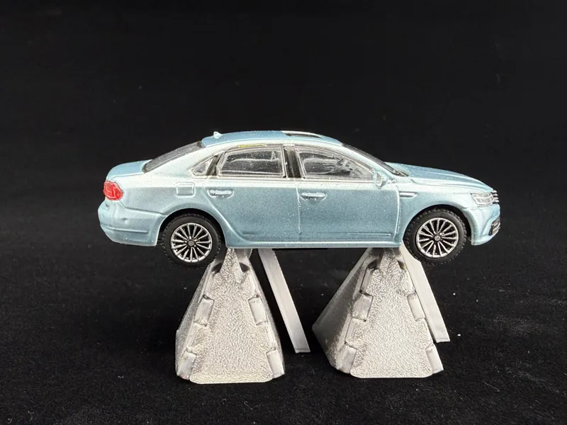 Folding Painters Triangle Pyramid Stand