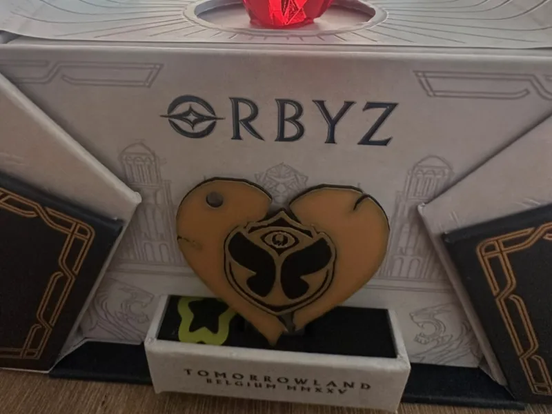tomorrowlandheart key ring