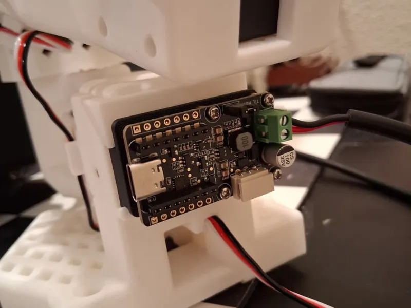 Bus Servo Driver Holder for the So101 LeRobot Arm