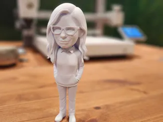 mini-me: Woman with Glasses