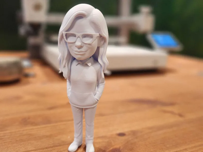 mini-me: Woman with Glasses