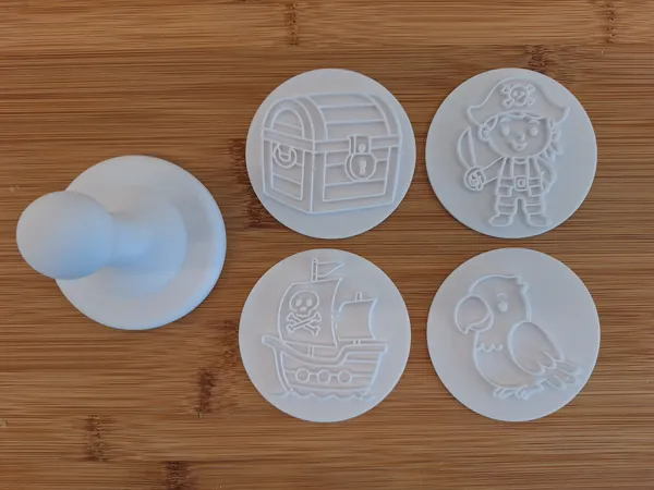 https://makerworld.bblmw.com/makerworld/model/US404958eda3b6f8/design/2025-11-08_2254083224e11.jpg