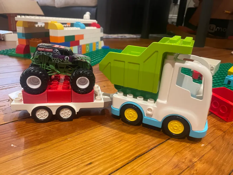 Duplo compatible Monster Jam 1:64 wheel chock