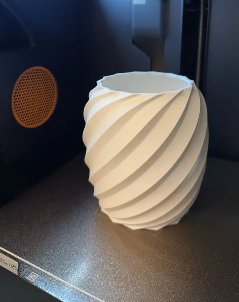 Serenity Vase V2
