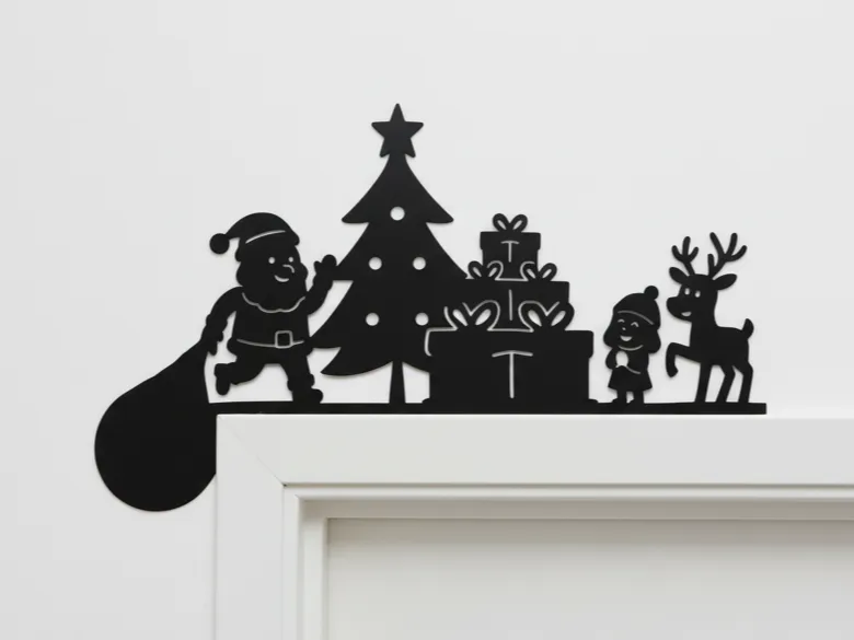Christmas doorframe decoration