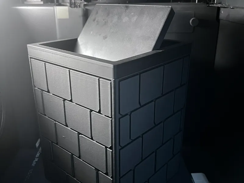 Desk bin