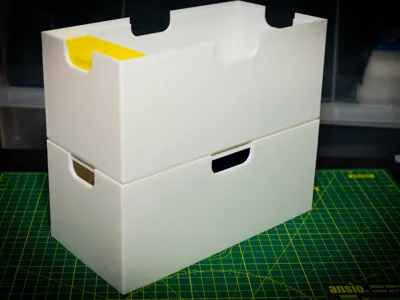 Stackable box 