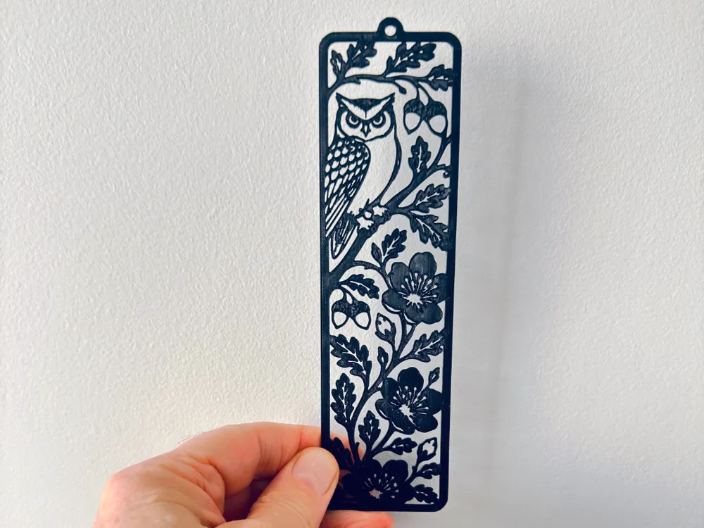 Accesorio de lectura: Owl Bookmark Botanical Wildflower Bookmark. Referencia del modelo original.