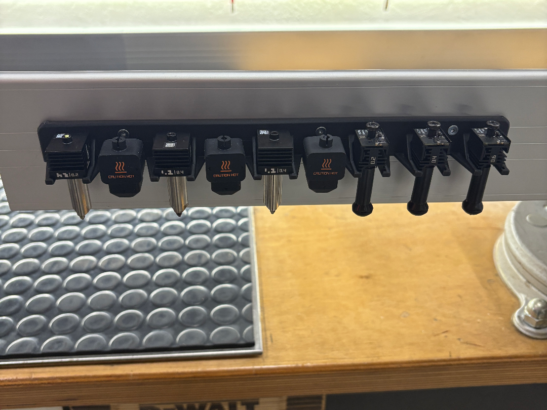 Hotend Wandhalter halter Bambulab H2C H2 BAMBU