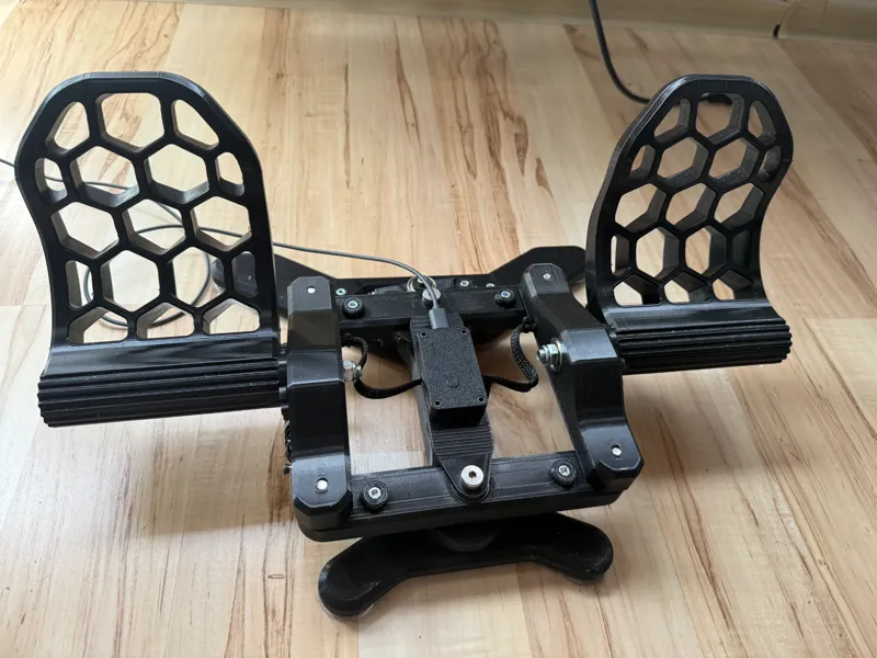 Hall Effect Cadet Pedals STM32 electronics cover