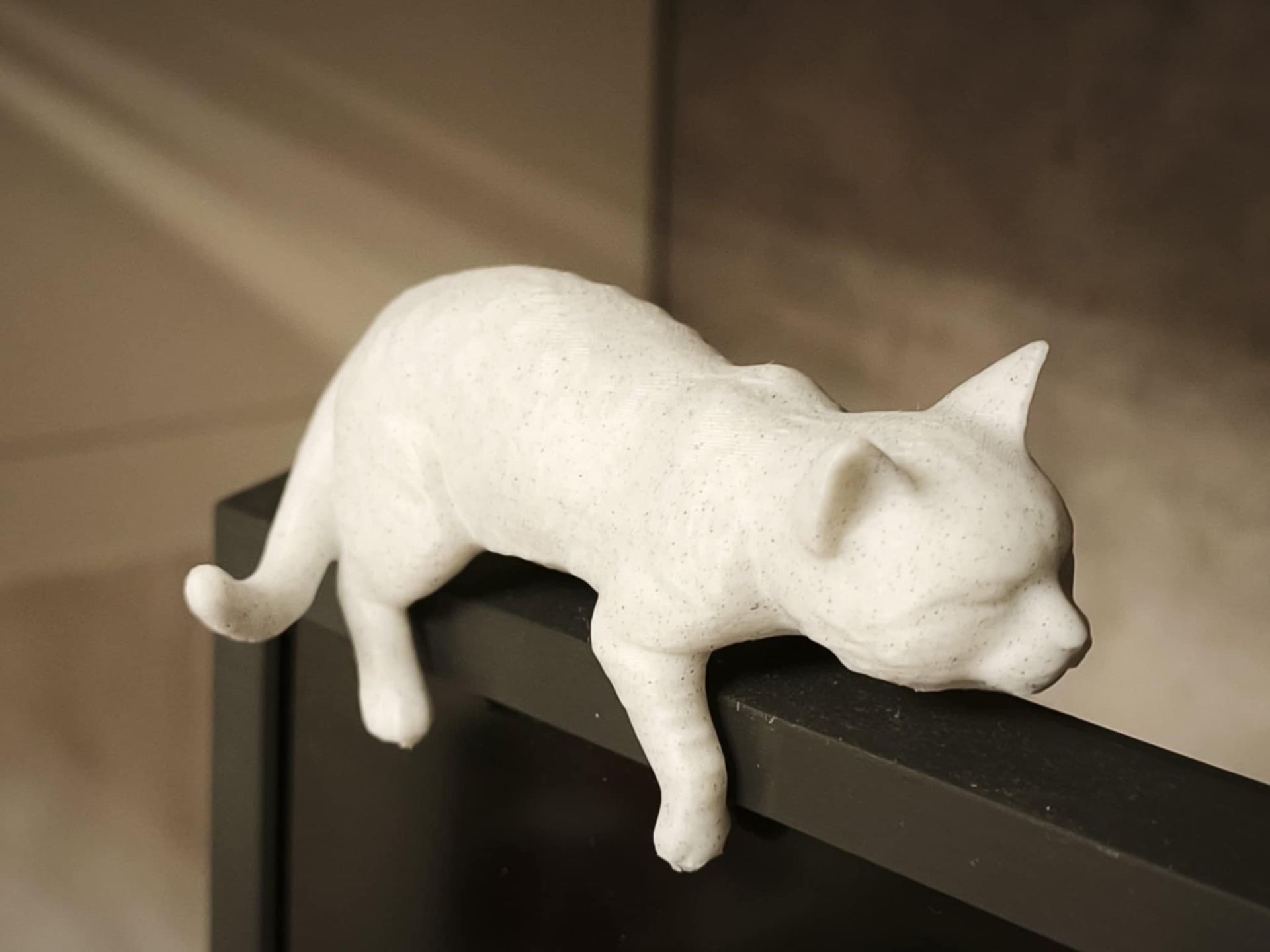 Sleepy cat monitor