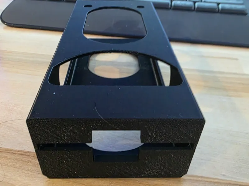 Poop Bag Dispenser - Magnetic slotted bottom