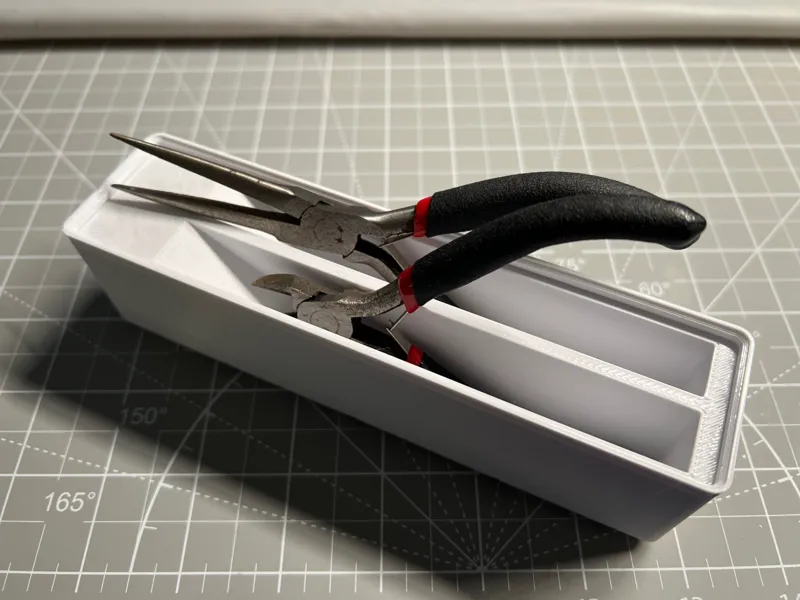 Gridfinity Flush Cutter Holder with Magnet Holes