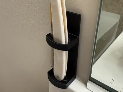 straight razor wall holder