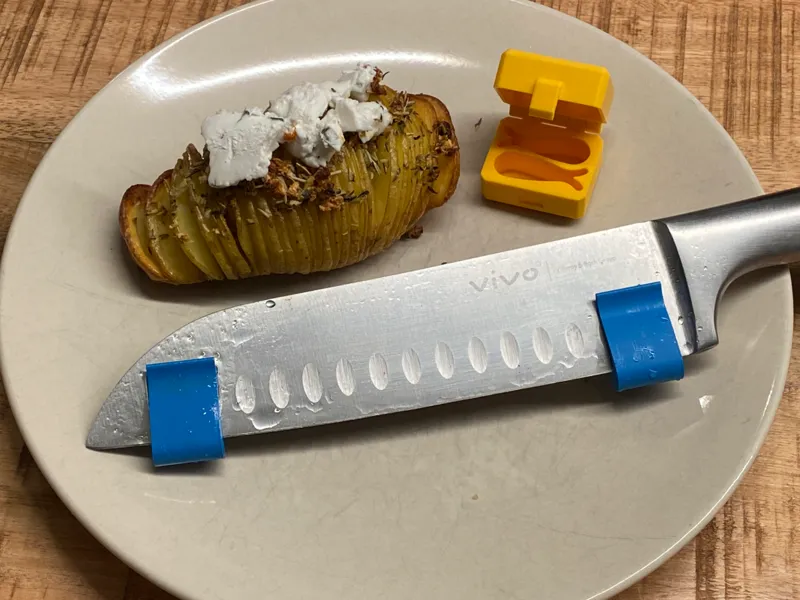 Hasselback Potato Tool with Case