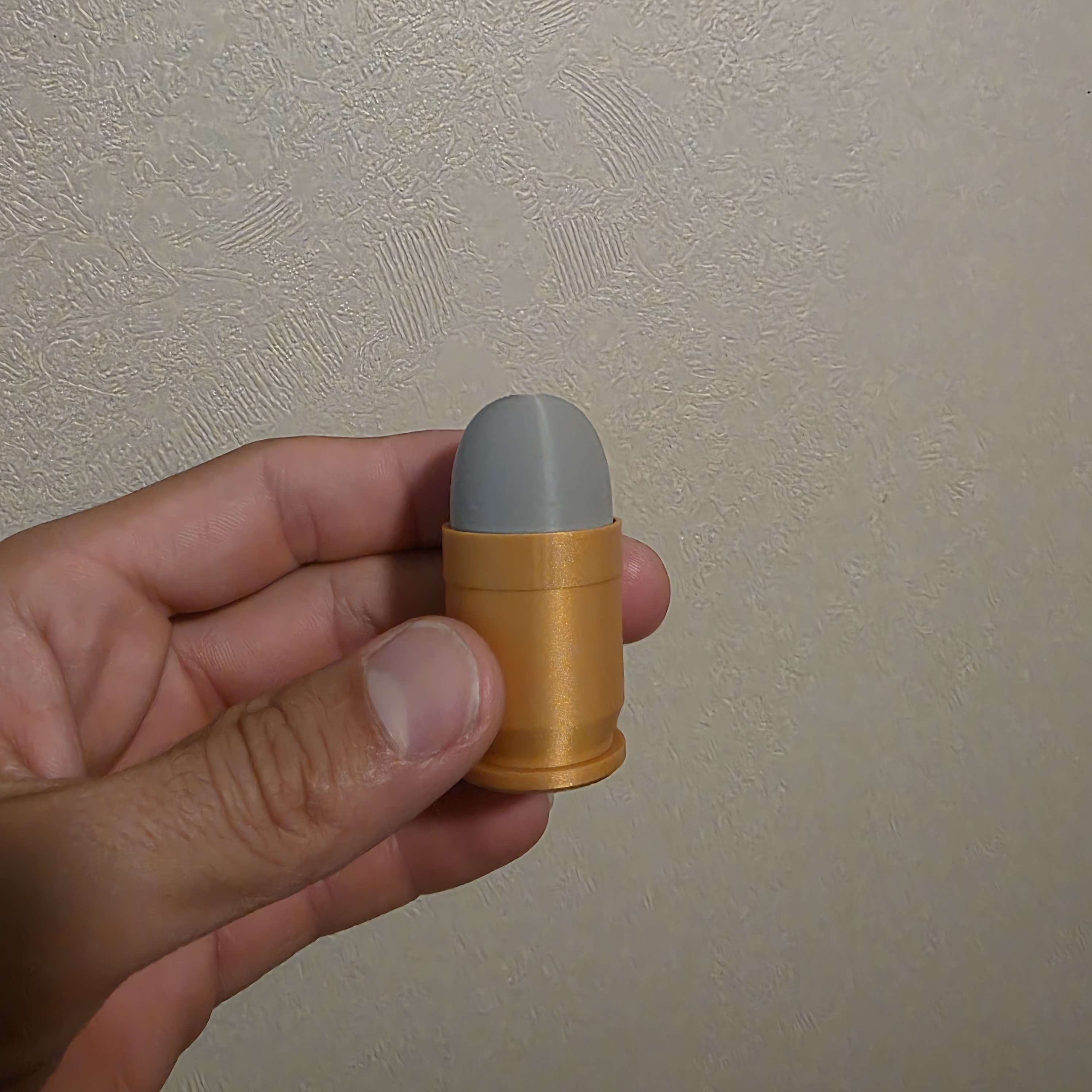 Miniatura 4 do modelo 3D BULLET CLICKER