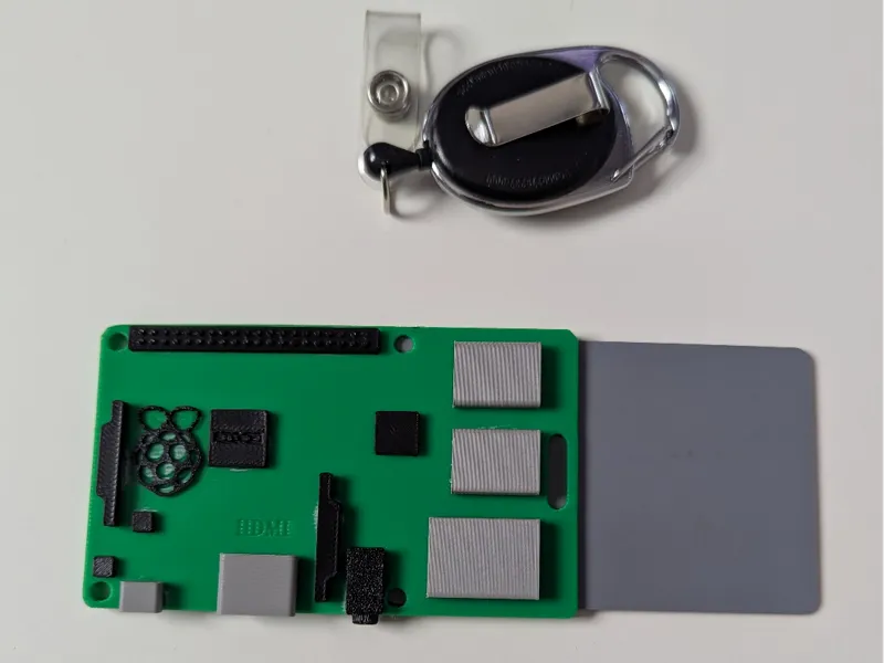 RaspberryPi RFID Card Holder