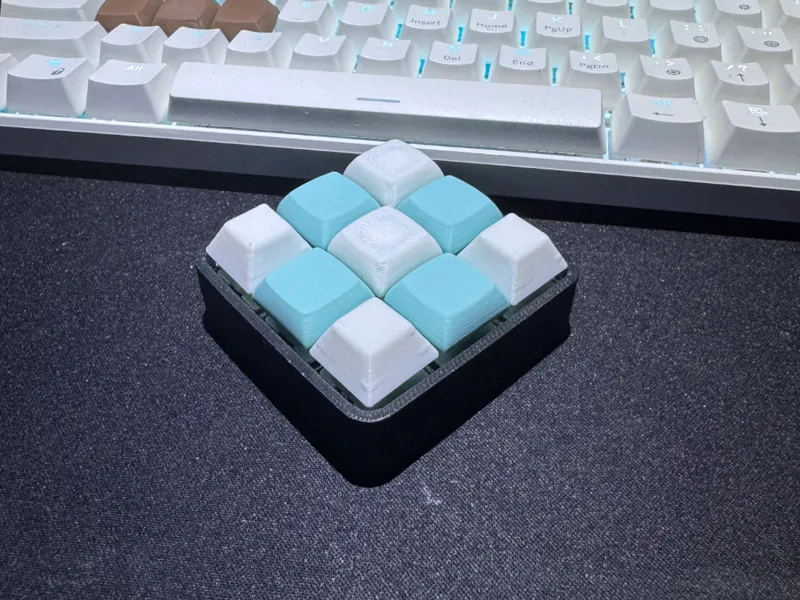 9-Switch Mechanical Keyboard Fidget Toy