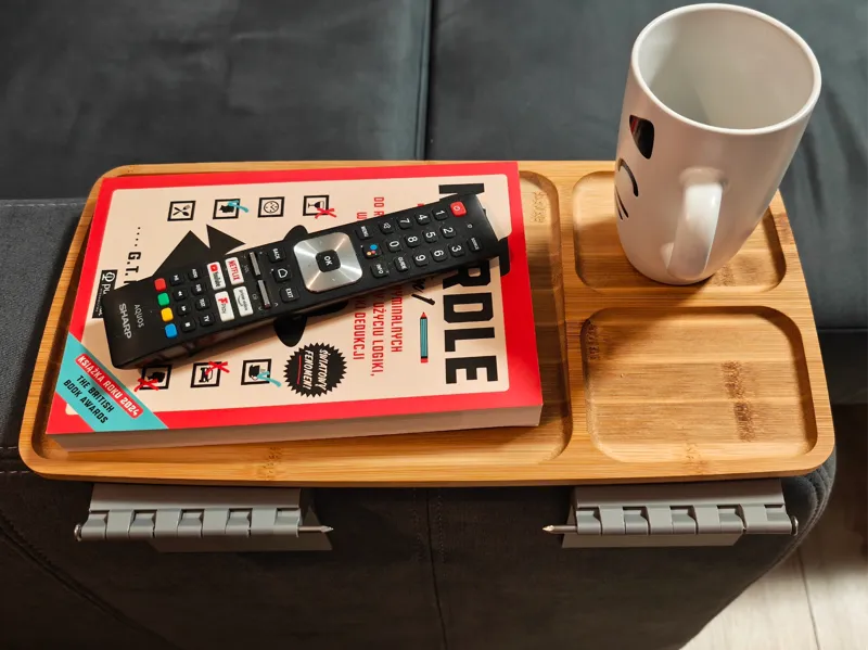 Folding Parametric Armrest Table
