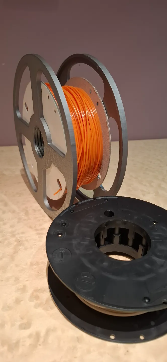 Adapter for small spools. AMS. view 2
