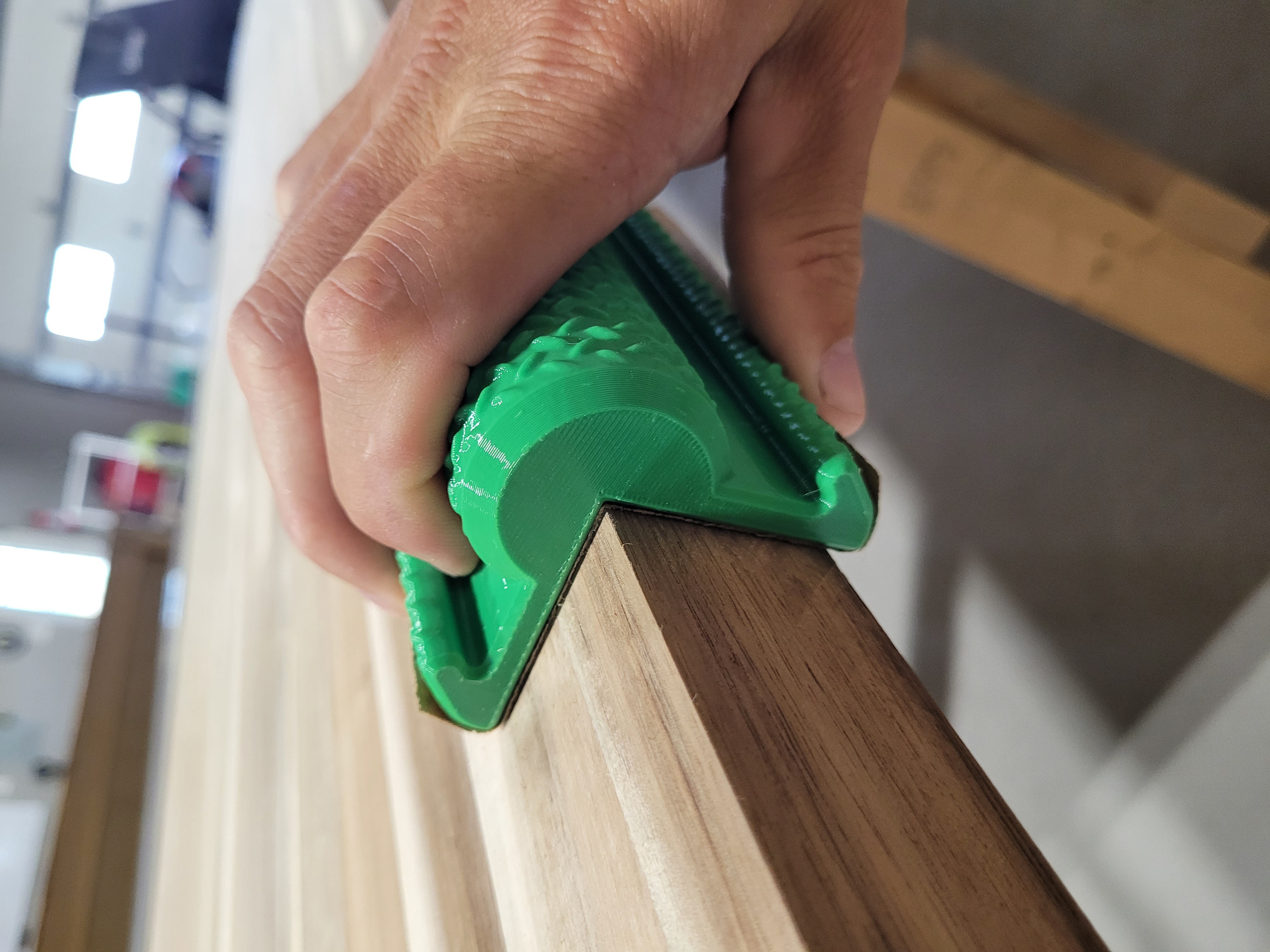 90 Degree outside corner 1/4 sheet GRIP sander - 1