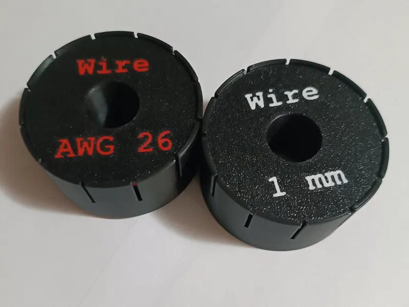 Compact Wire Spool Holder Ø60 – Editable Label