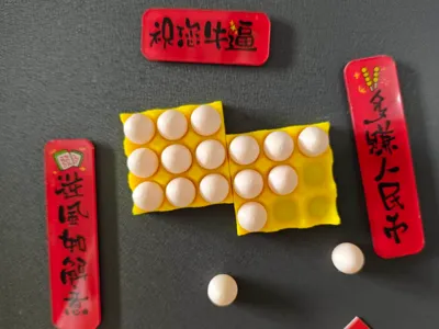 Magnetic egg tray fridge magnet sticky note