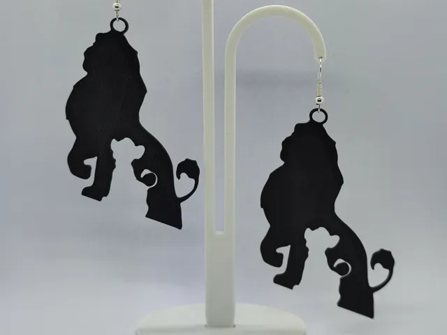 Pendientes Rey León