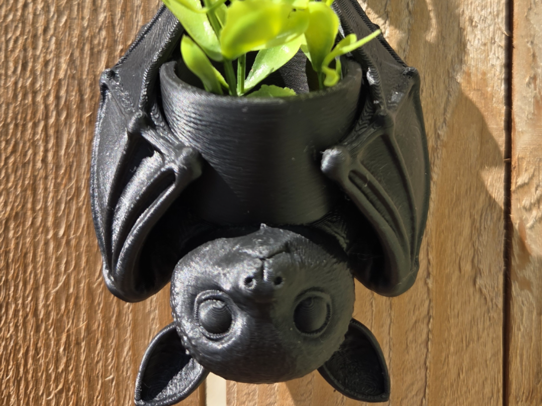 Cute Hanging Bat Planter (Small version) - 1