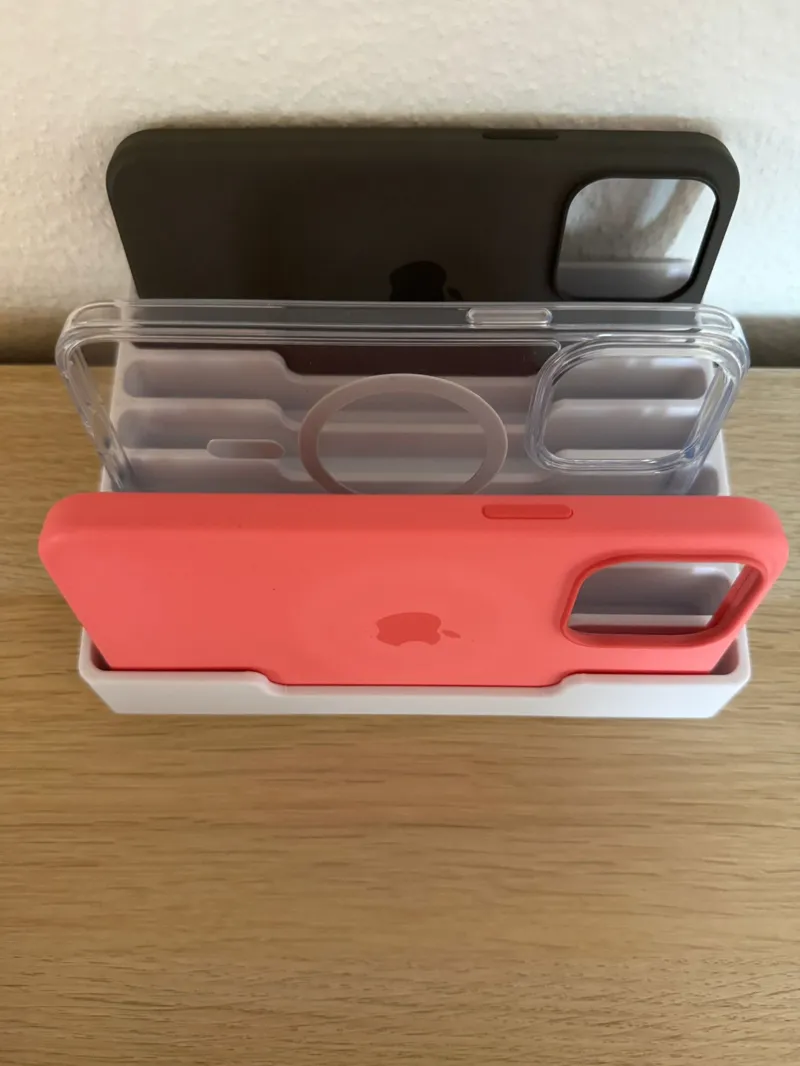 Apple iPhone Case Holder