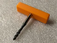 Manche de taraud carré 4 mm — photo 1
