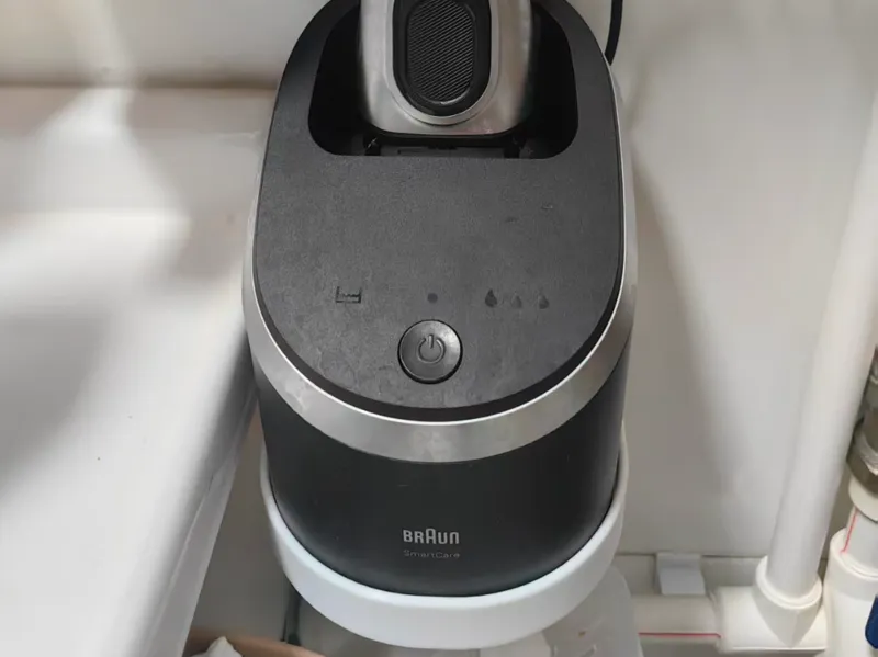 博朗S9 pro+ 剃须刀自清洁底座墙面托架