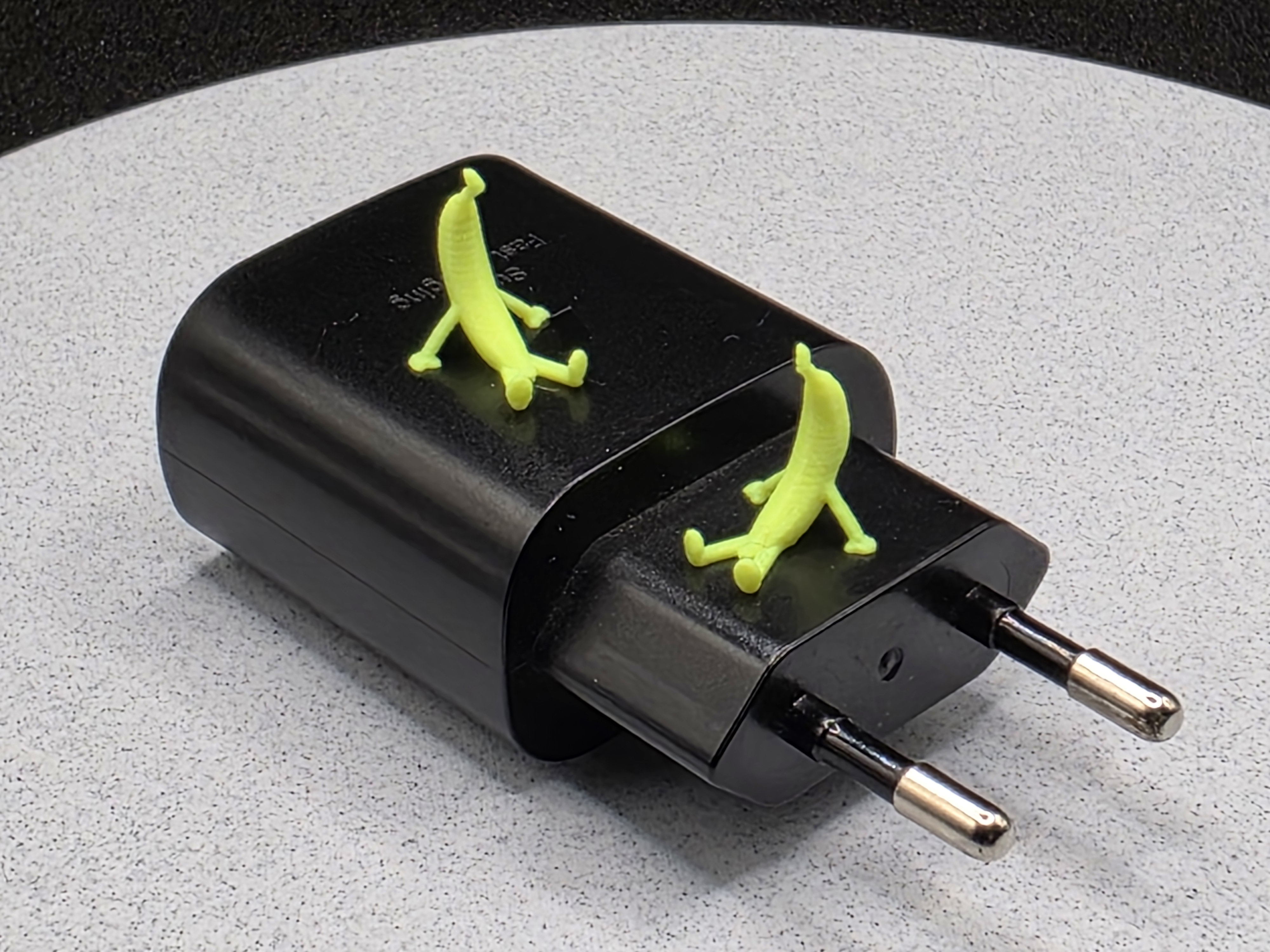 Miniatura 5 do modelo 3D Mini Banana Buddy