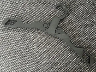 Clothes hanger