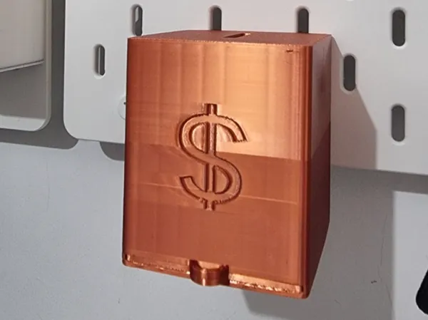 Tirelire compatible panneau perforé Skådis