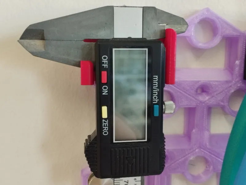 GOEWS Caliper Holder