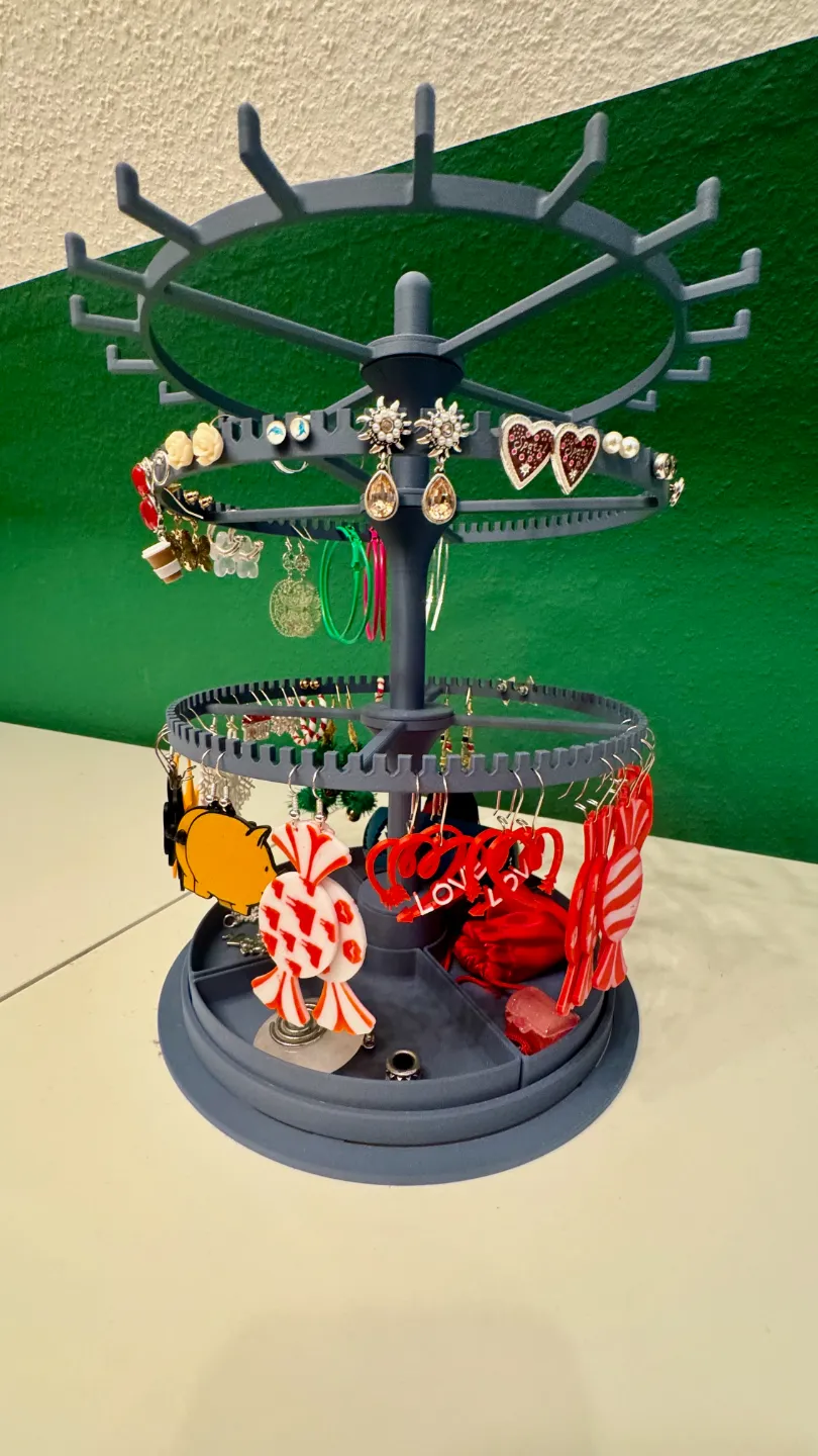 Rotating stand for earrings, rings and small necklaces, expandable view 4
