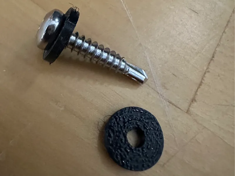 Rubber Seal / Gummidichtung 13mm x 2mm x 4mm Hole