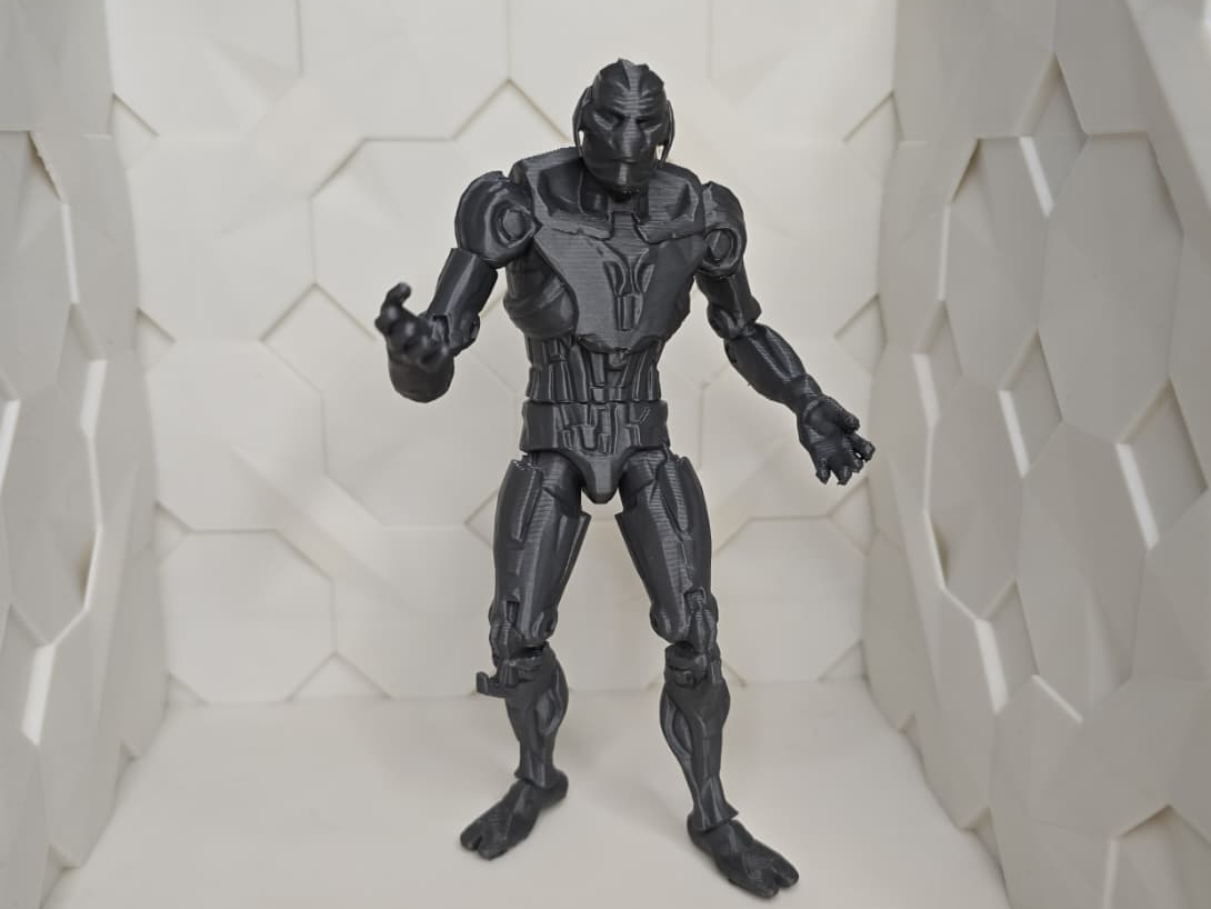 Ultron Marvel Figur