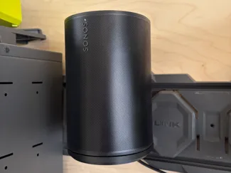 Sonos Era 100 stand for Ryobi Link