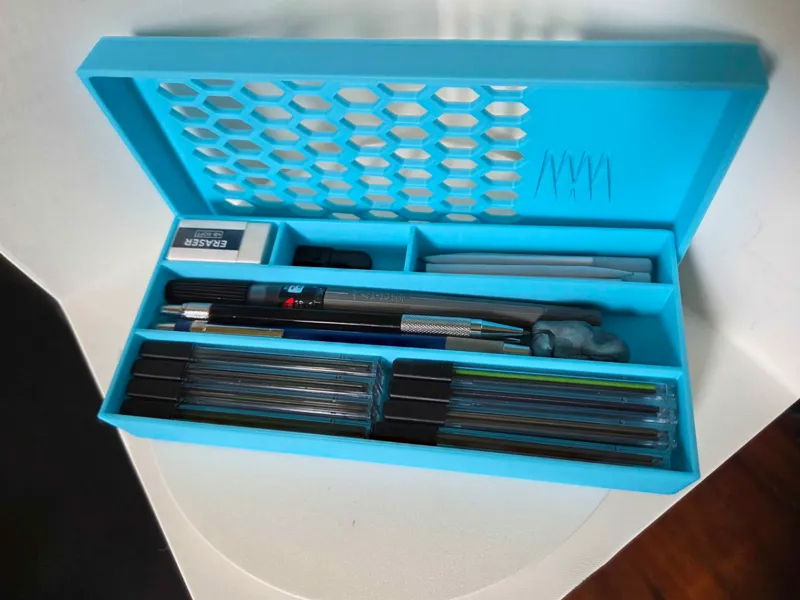 Art supplies case - Pencil case 