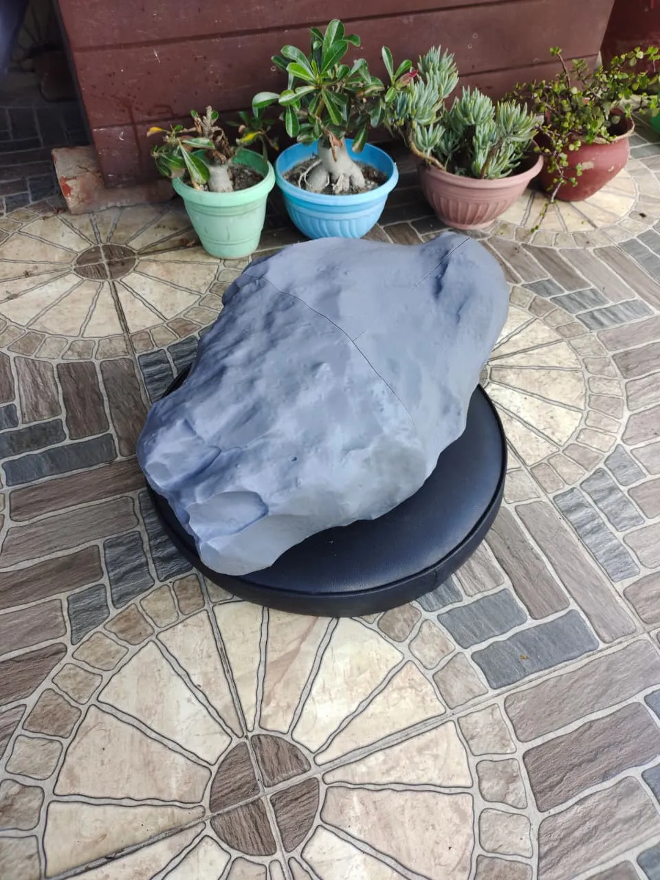 Big Prop Rock - Free 3D Print Model - MakerWorld