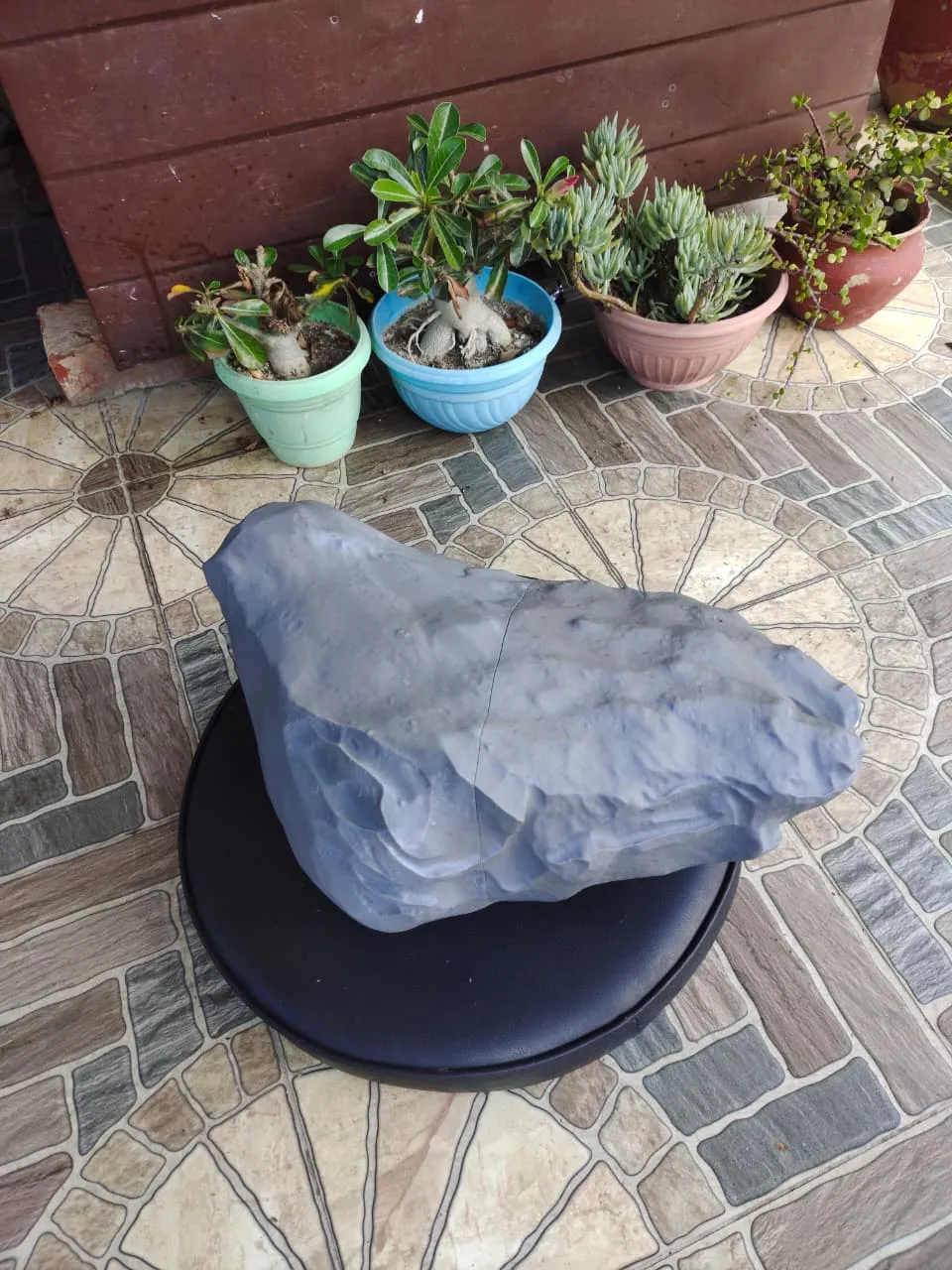Big Prop Rock - Free 3D Print Model - MakerWorld