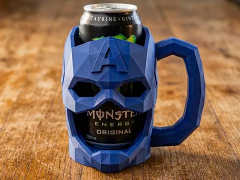 Tapa o cubierta: Captain America Can Holder – Low Poly Mug — referencia de MakerWorld