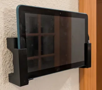 FireHD8 Wallmount vor Unterputz USB-Dose