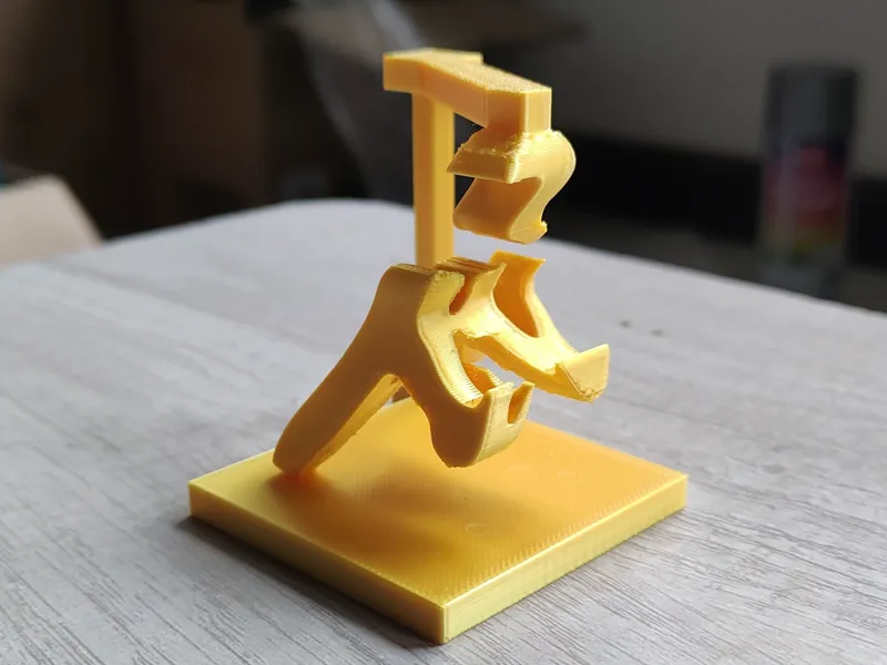 “人民 ” 相交雕塑/“ 人民 ” Intersect Sculpture