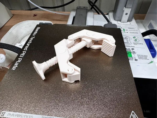 https://makerworld.bblmw.com/makerworld/model/US40fdcac6f0b90f/design/2025-03-28_6735e0bef493f.jpg