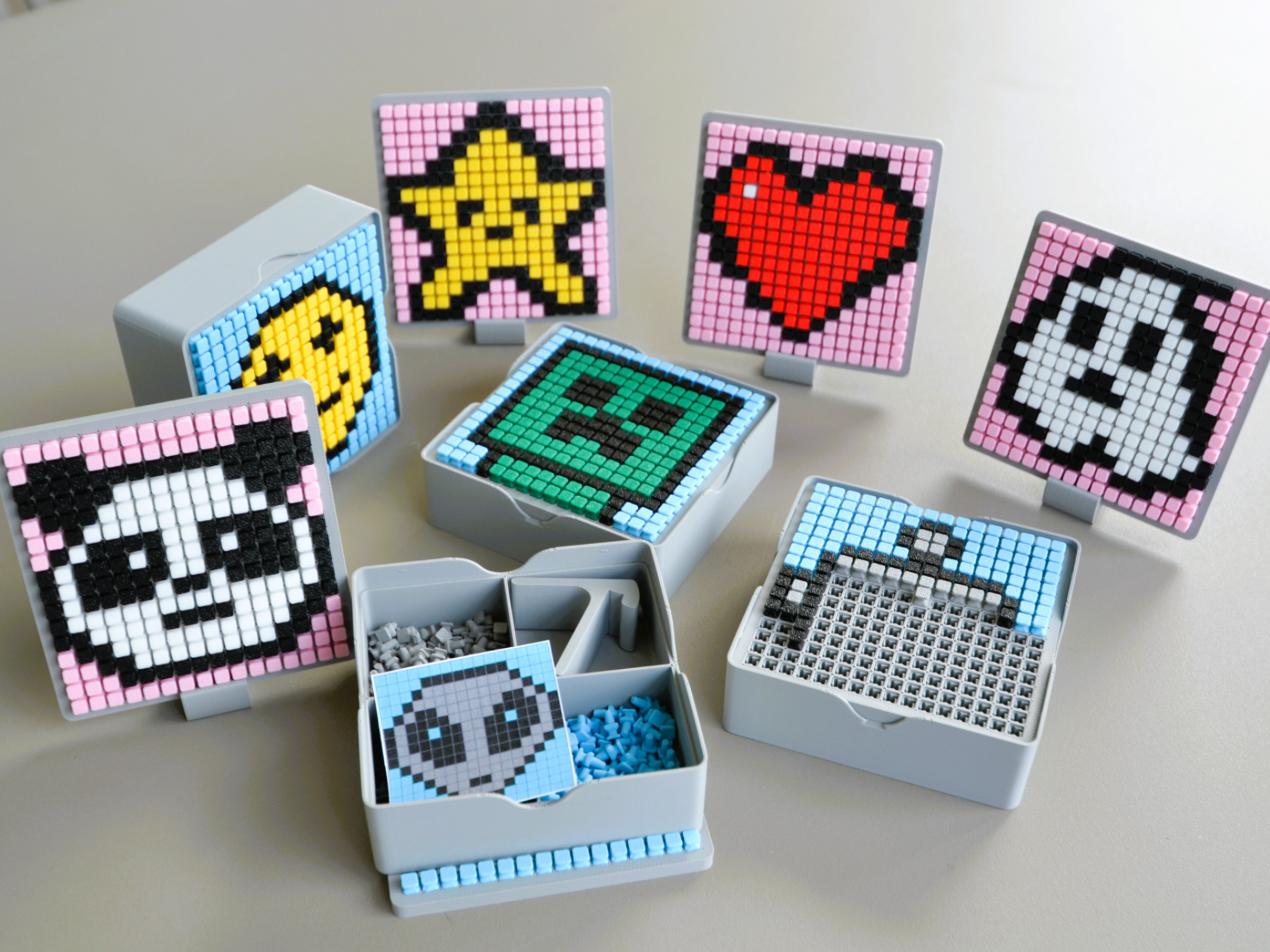 ORIGINAL | Pocket Pixel Puzzle Box